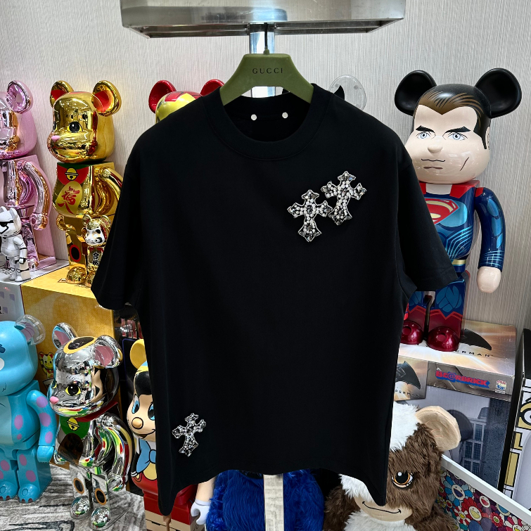 Áo phông T-shirt Chrome Heart logo chữ thập tag da LA on web