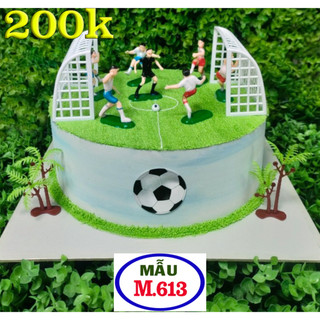 Bánh kem mô hình cầu thủ đá bóng, bánh sinh nhật sân bóng mô hình