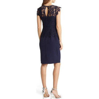 Đầm phối ren peplum