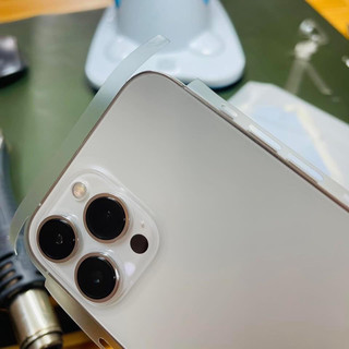 Dán PPF mặt lưng iPhone đủ dòng full lưng full viền 3 lớp