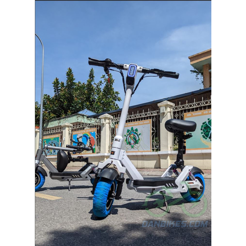 XE SCOOTER ĐIỆN GẤP GỌN TANK YUNFU