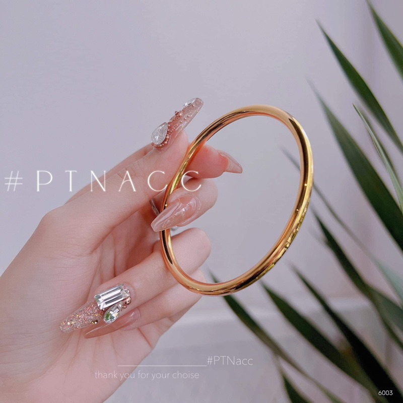 Vòng tay Titan form tròn trơn