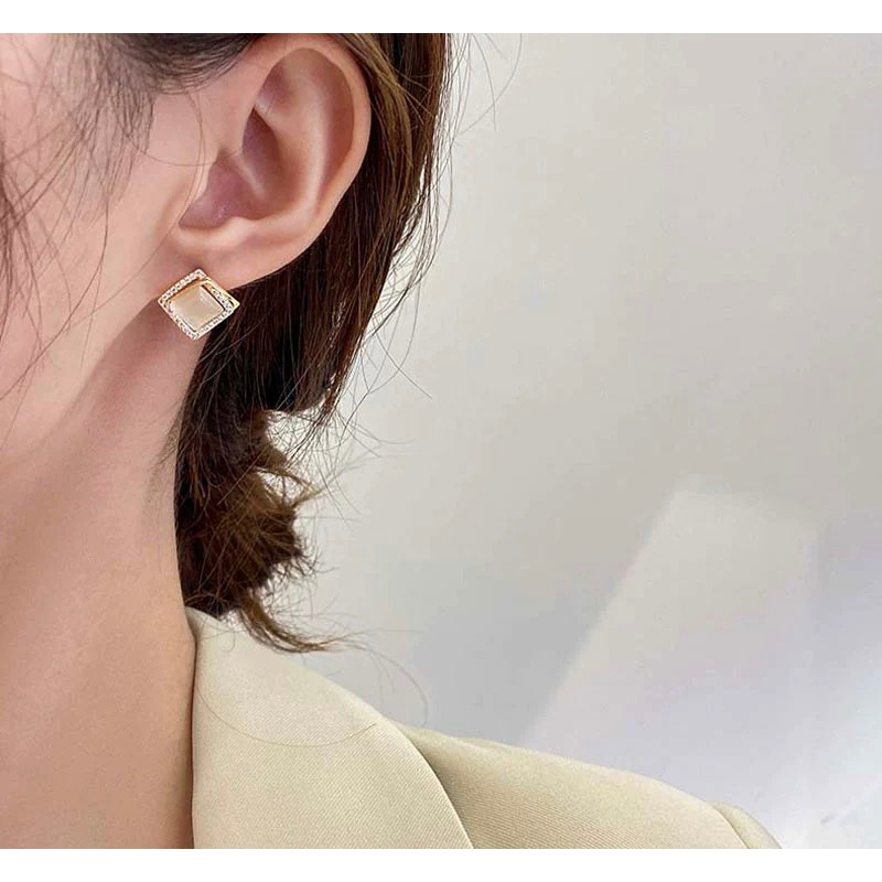 Bông tai khuyên tai sét 7 đôi chất liệu mạ bạc không gỉ 1 hộp fullbox siêu sang chảnh