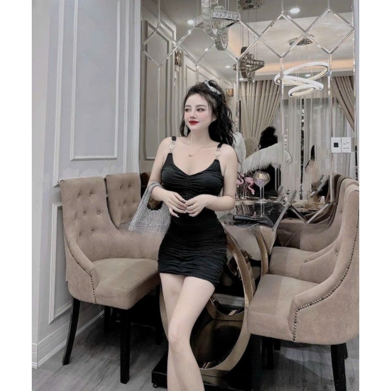 Đầm Thun Lụa Dẻo Cổ Vuông Hai Dây Phối Xích - Có Mút - Ngắn Nhún Thân Ôm Body Sexy - Tiểu Thư Bánh Bèo Cute Sang Chảnh