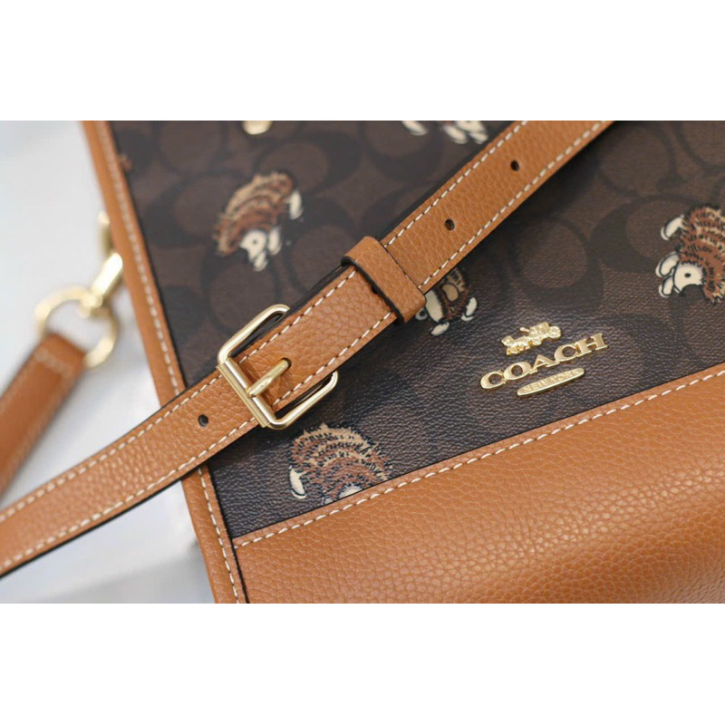 Túi Coach dempsey tote