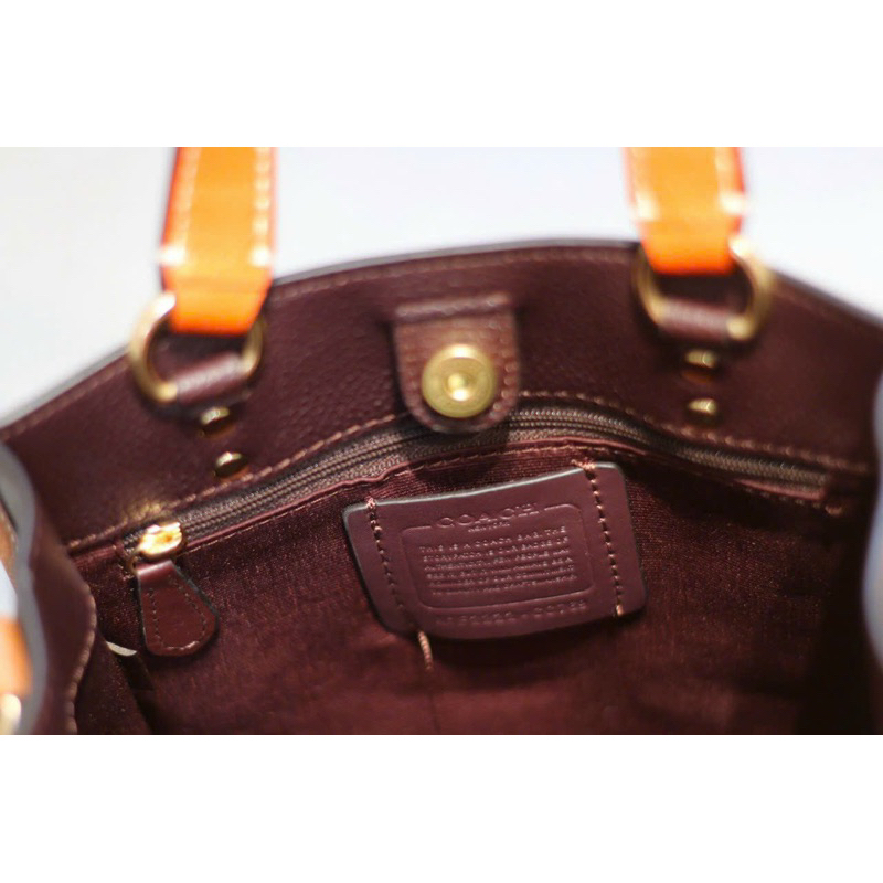 Túi Coach dempsey tote