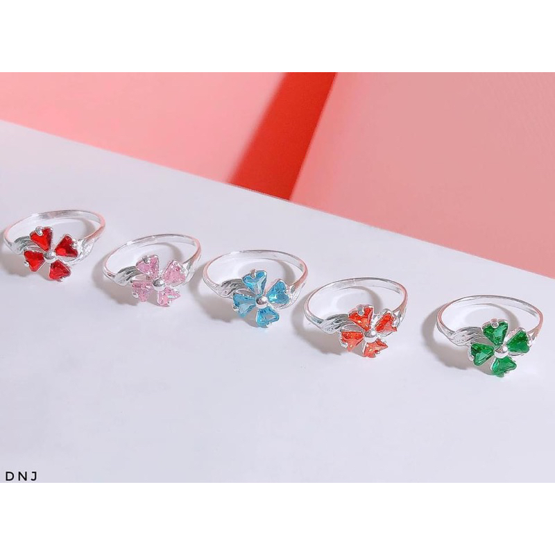 10 mẫu nhẫn cho bé gái, hình mèo hello kitty, dâu tây, nơ, hoa… chất liệu bạc ta đính đá