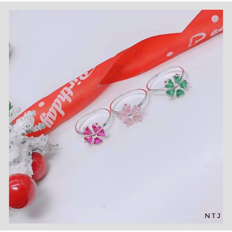 10 mẫu nhẫn cho bé gái, hình mèo hello kitty, dâu tây, nơ, hoa… chất liệu bạc ta đính đá