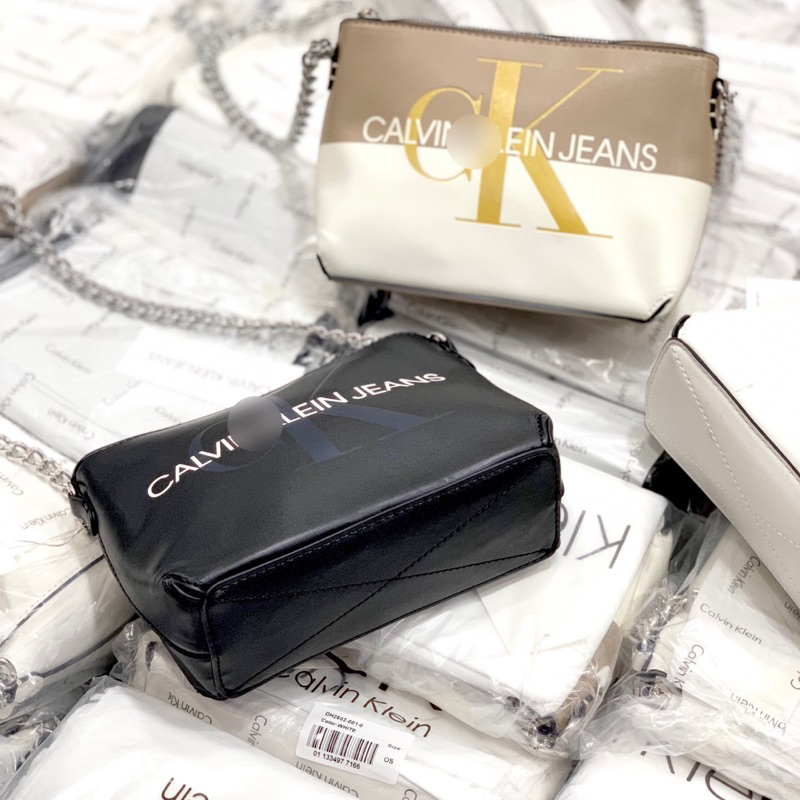 Túi Calvin klein đeo chéo
