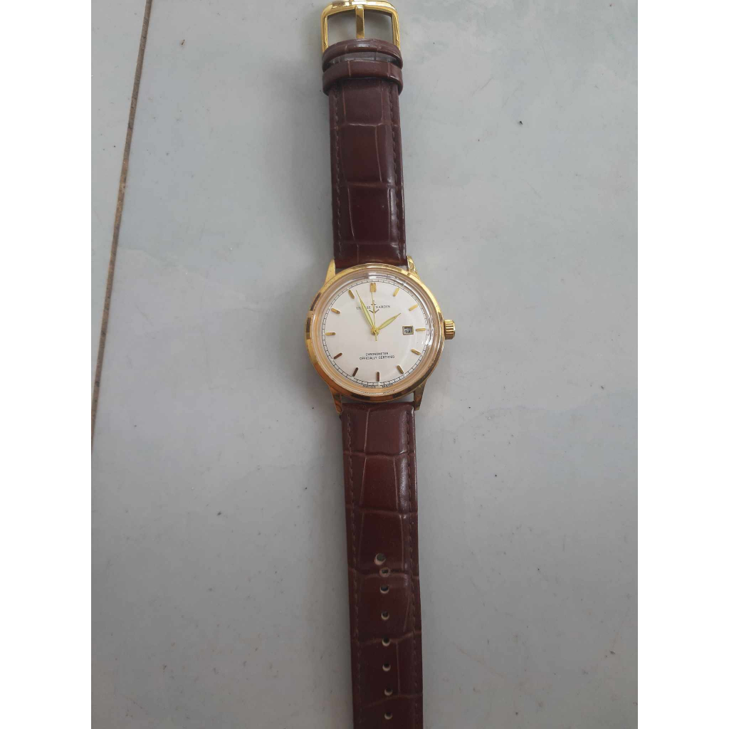 Đồng hồ nam ULYSSI NARDIN pin