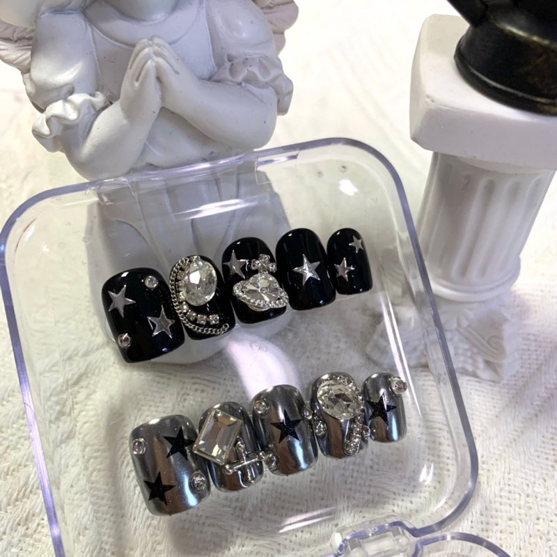 Nails Box Form Ngắn Style Y2K