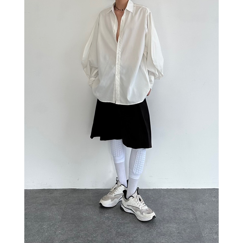 Áo blazer Spitzer và quần short Cosmos