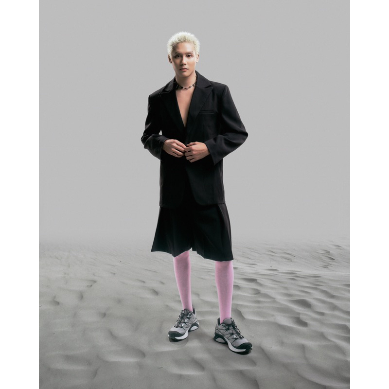 Áo blazer Spitzer và quần short Cosmos