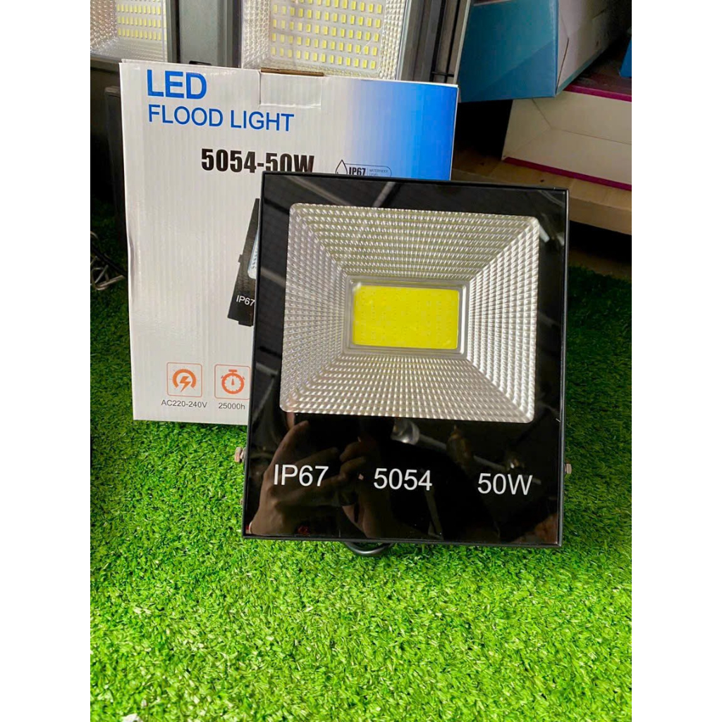 Đèn led pha 50W COB 5054 IP67