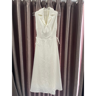 Thanh lý váy trắng eo cách điệu size s