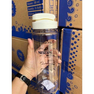 bình đựng nước Nestlé 700ml
