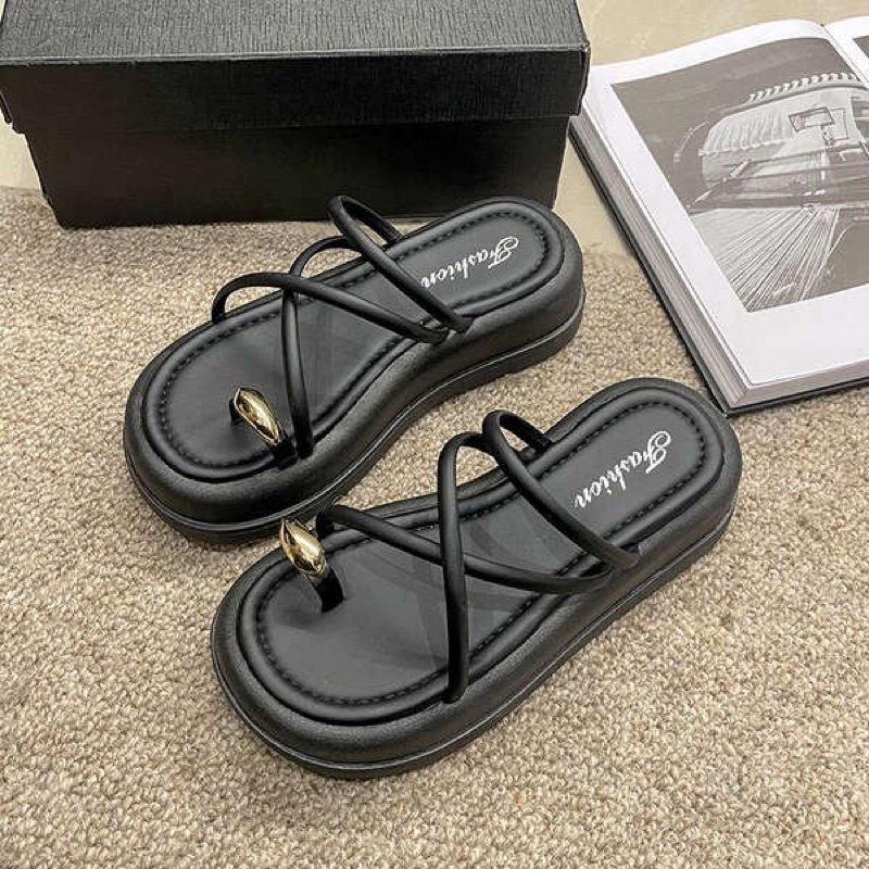 Dép xỏ ngón đế cao phối khuy đồng siêu sang