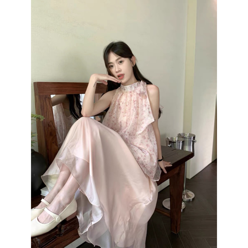 Set áo yếm hoa nhí váy dài trơn màu hồng nhẹ nhàng mùa hè phong cách Pháp Retro Vintage Taobao | BigBuy360 - bigbuy360.vn