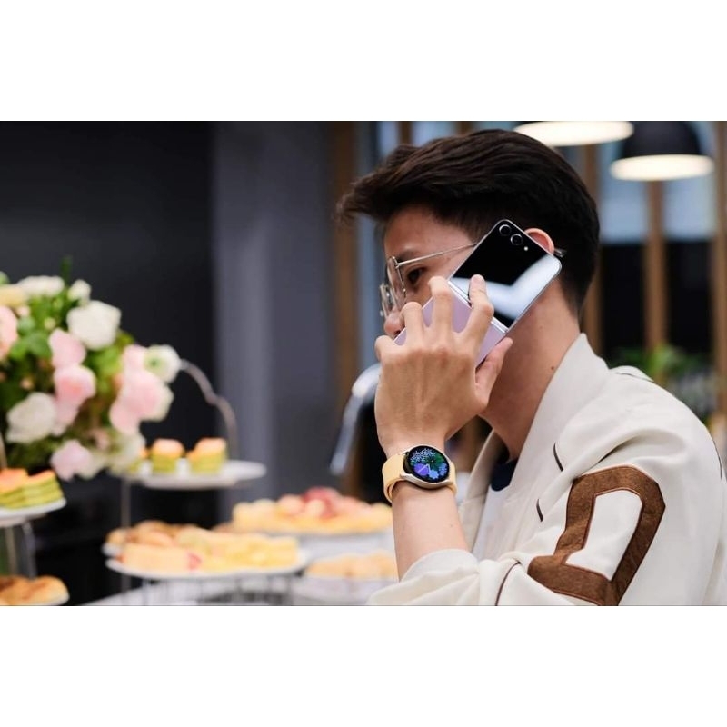 Điện thoại Samsung Galaxy Z Flip 5 - Hàng chính hãng mới nguyên Seal