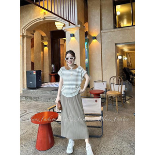 Áo len kẻ cổ bẻ thêu thỏ