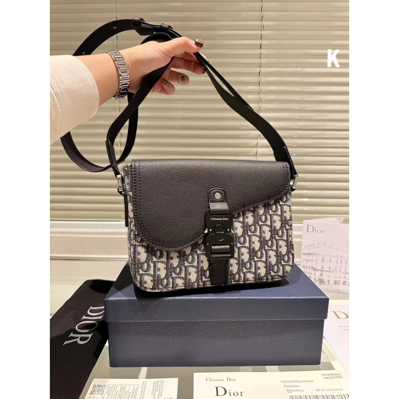 Túi đeo chéo dior hàng Quảng Châu loại 1 fullbox, nam - nữ
