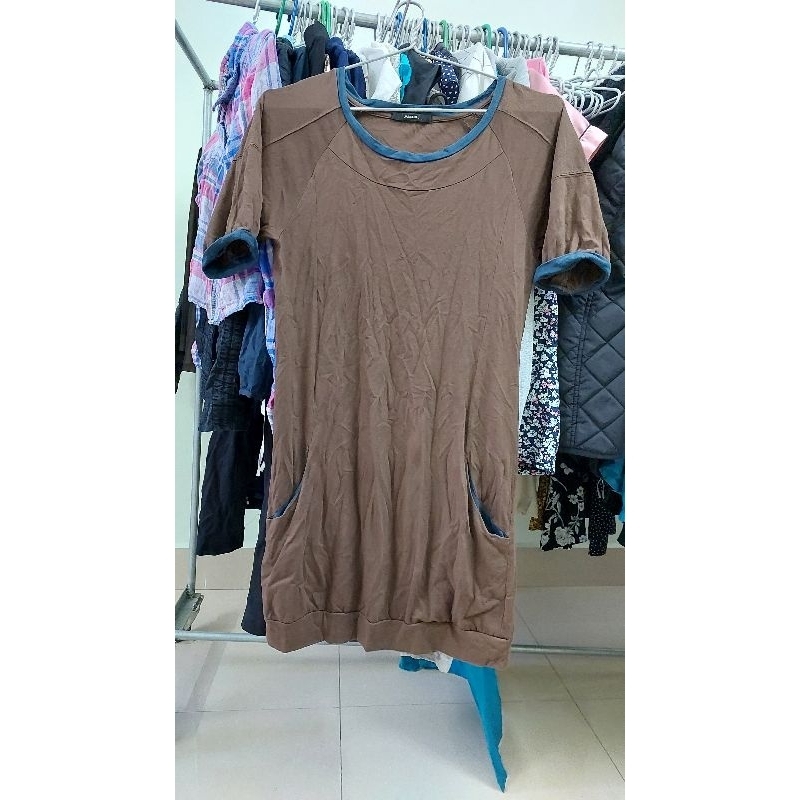 Đầm nữ 3 size L màu nâu phối xanh.