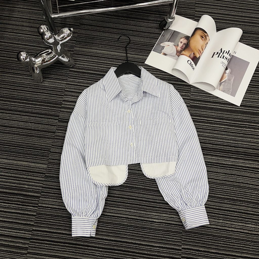 Áo sơ mi croptop nữ HAGA cổ bẻ  hai túi ngực Blouse Top SM2T301