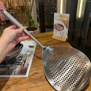 Muôi thủng siêu to - muôi vớt mì không rỉ - cán inox