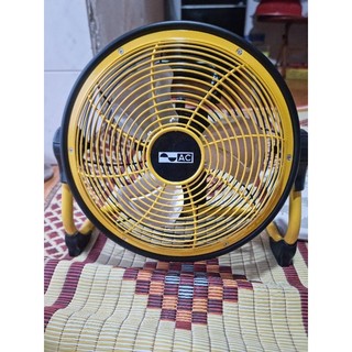 Quạt sạc ac arf01d113 10w chính hãng điện máy xanh