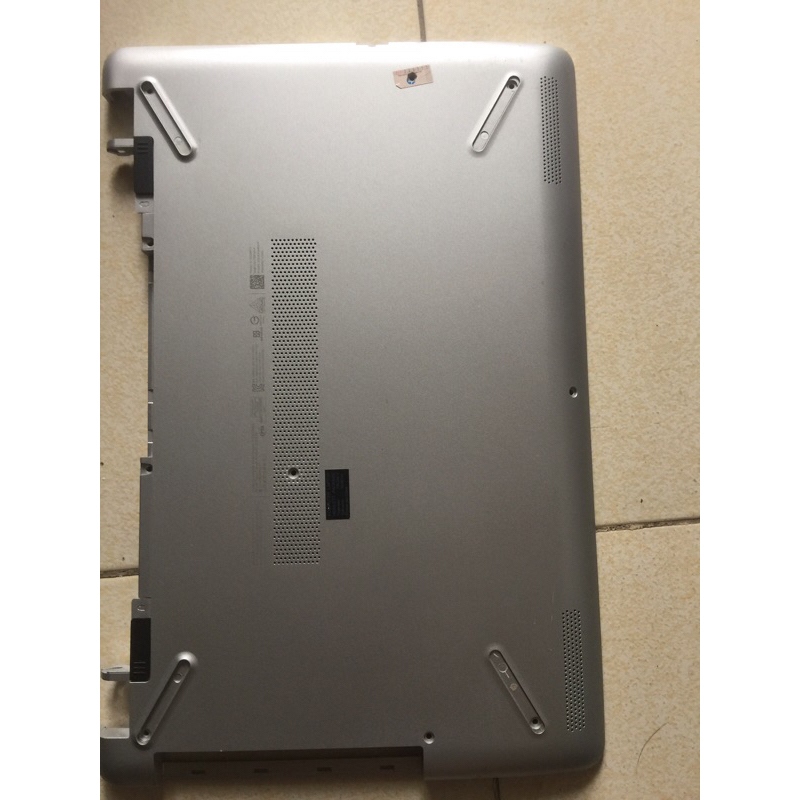 Thay vỏ laptop mặt  laptop Hp 15-BS mầu bạc