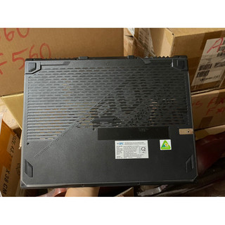 Thay vỏ mặt D Laptop Asus ROG Strix G531
