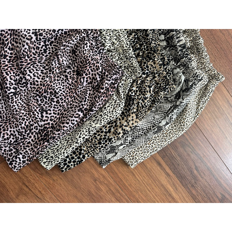 Quần short vải tơ có túi