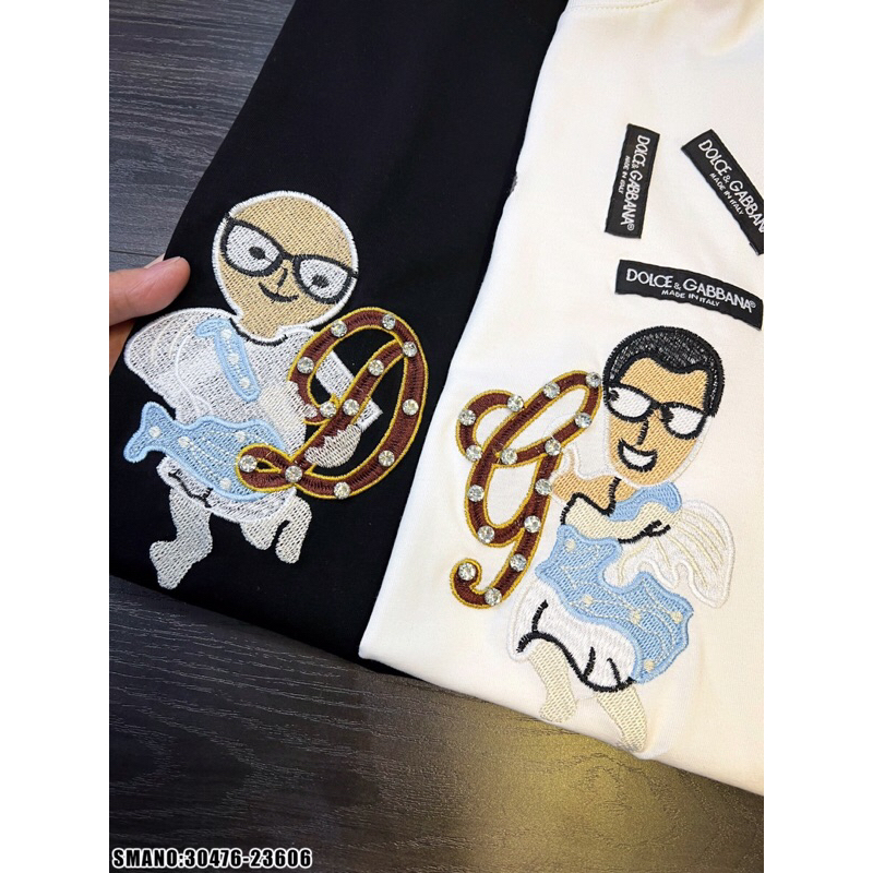 Áo thun dolce thêu icon thiên thần DG đính đá,áo phông Dolce level thêu hình người thiên thần đơn giản