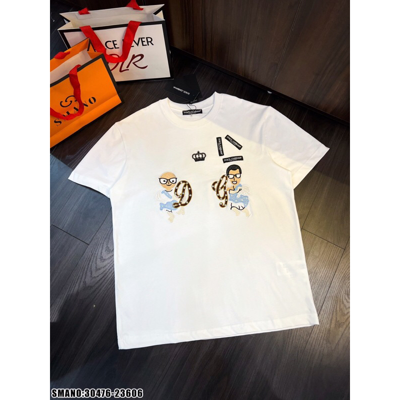 Áo thun dolce thêu icon thiên thần DG đính đá,áo phông Dolce level thêu hình người thiên thần đơn giản