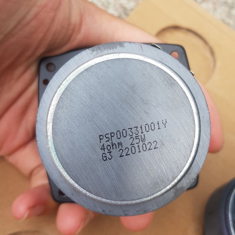 Củ loa jbl xtreme2  25W hàng tháo máy chính hãng . 100%