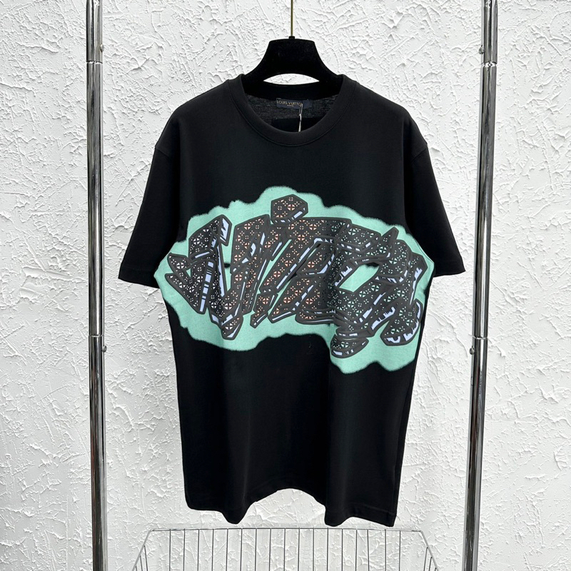 Áo LV in loang xanh unisex nam nữ form rộng tay lỡ hottrend. Hàng cao cấp chất cotton co dãn 4 chiều.