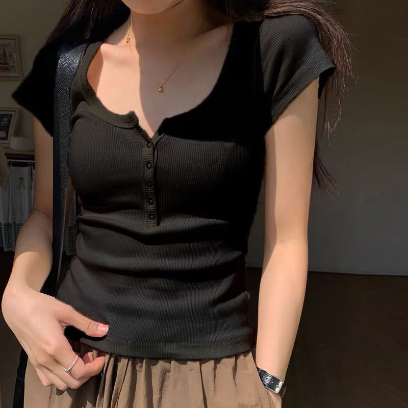 Áo thun tay ngắn nữ