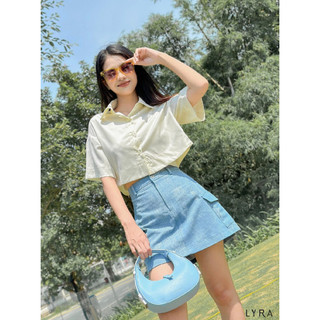 LYRA Chân váy bò thiết kế dáng A ngắn, túi ốp có nắp 2 bên sườn trend phong cách trẻ trung, cá tính - LWNCV001