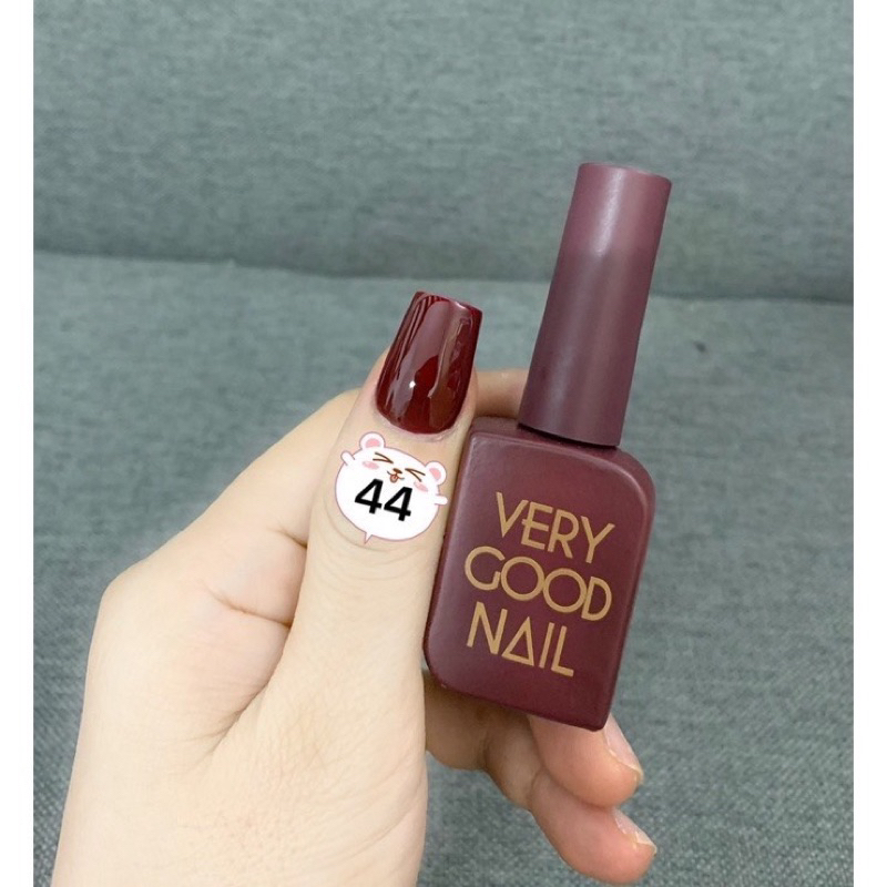 Sơn gel very good nail màu đen trắng đỏ mận màu hot chuẩn màu sơn base, top