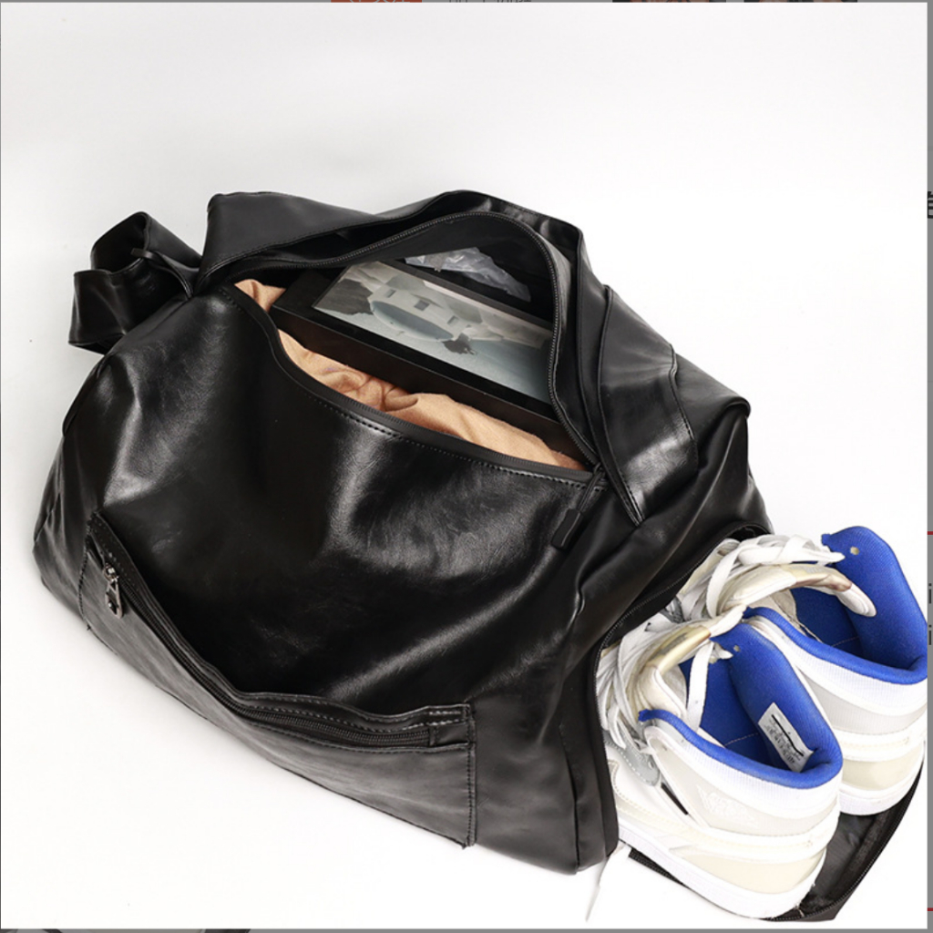 Kích thước 22x25x40 cm.  Túi Xách Hành Lý Có Dây Đeo Cỡ Lớn Chất Liệu Da Cho Nam