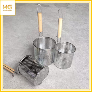 Vợt inox trụng hủ tiếu mì hình trụ cán gỗ mẫu số 1