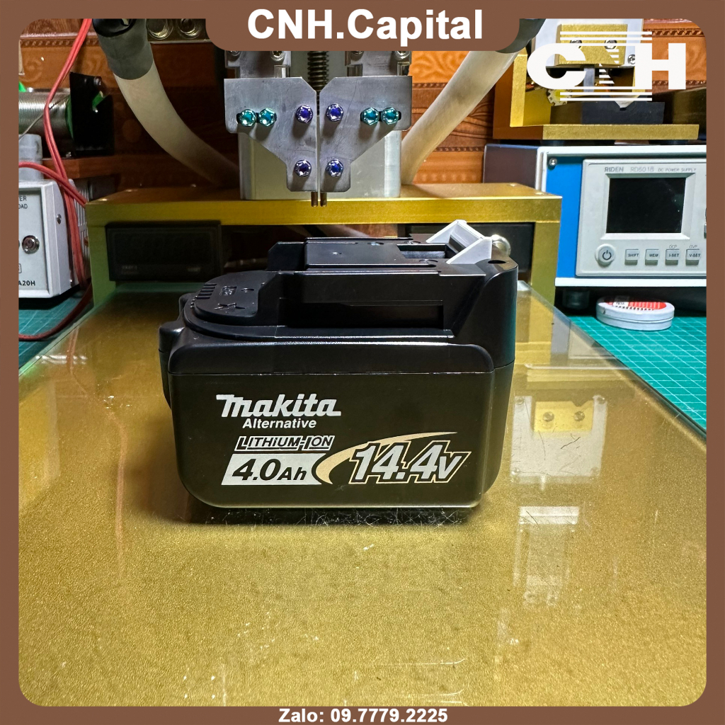 Pin Makita 14,4v đóng mới. Có led báo pin