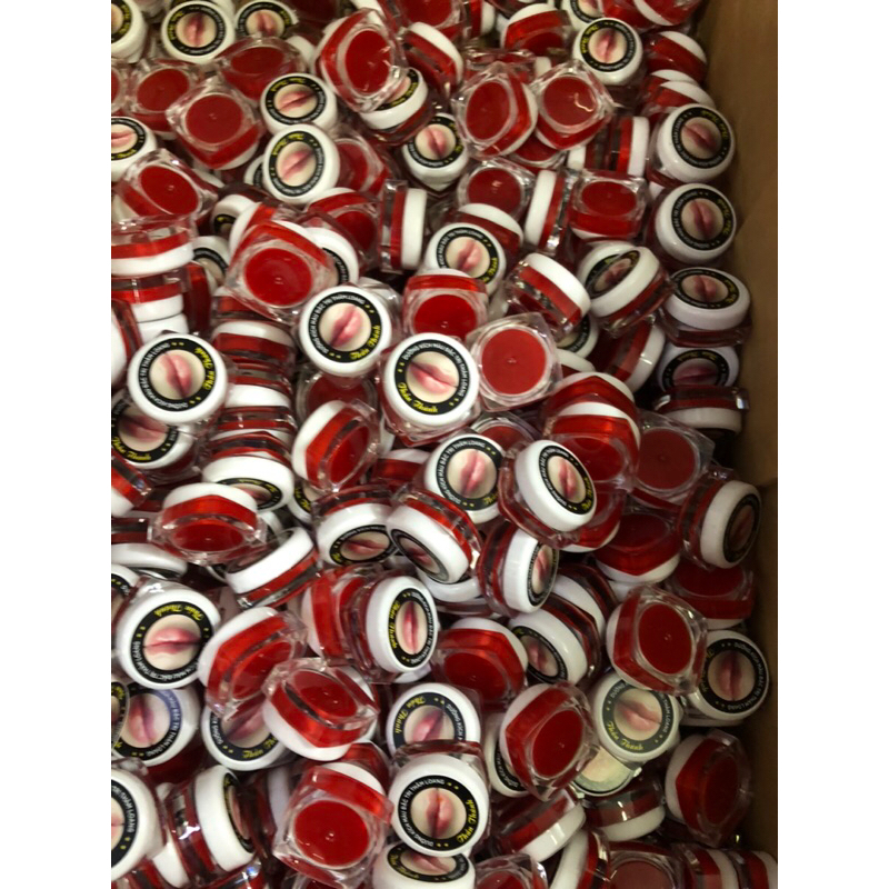 Dưỡng kích màu thần THẦN THÁNH chống thâm loang cho môi sau phun xăm