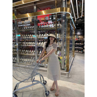 ĐẦM MIDI TRẮNG REN HOA CỔ TRÒN 🤍