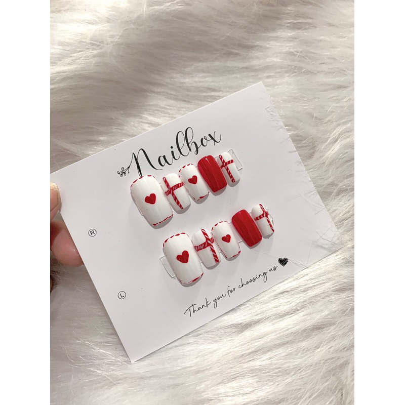 Nail box thiết kế tông màu đỏ xinh giá rẻ