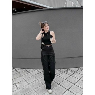 Set áo croptop borip và quần túi hộp kaki cá tính
