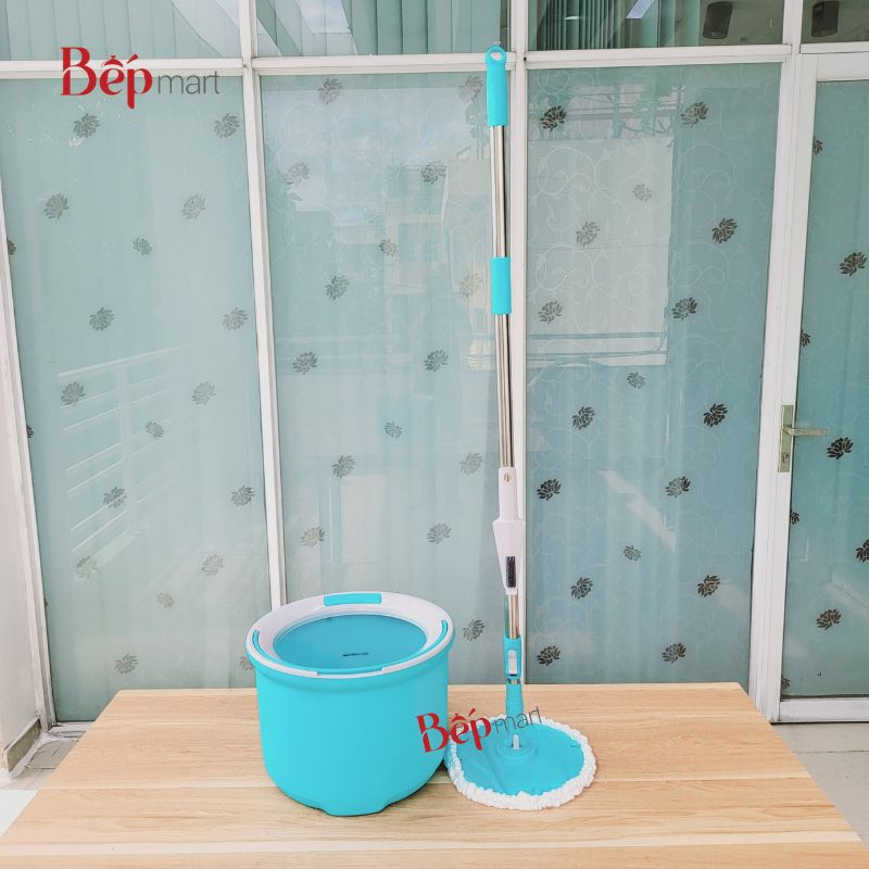 Bộ cây lau nhà xoay Locknlock Corner ETM494, gồm 2 bông lau, đĩa lau gập - bepmart- hàng chính hãng locknlock