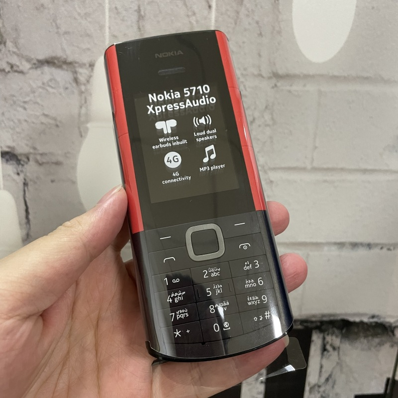Điện Thoại Nokia 5710 XpressAudio