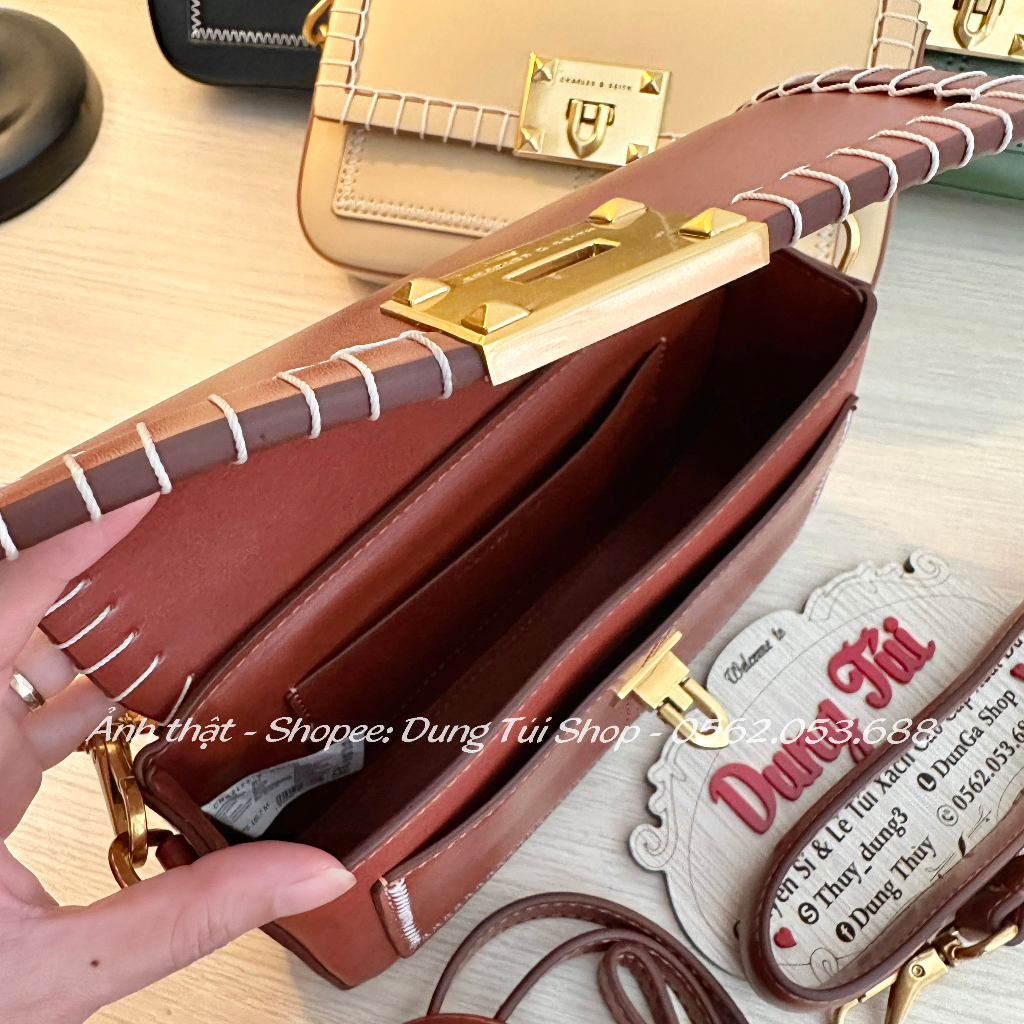 Túi quai cầm + đeo chéo size 21 viền chỉ tương phản chất da trơn mịn CK2-50271184 full màu