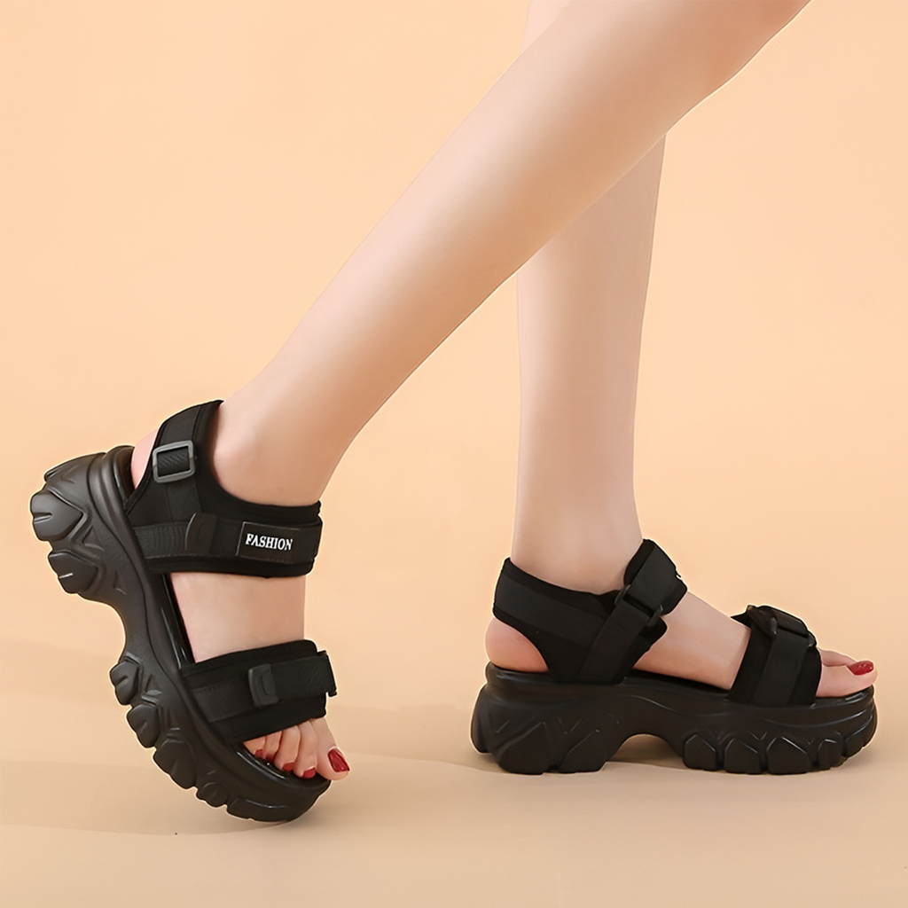 Giày sandal nữ DILY đi học đế độn hot trend , giày xăng đan nữ mũi tròn quai hậu cài tiện lợi cao 6.5cm AG0086